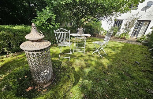 Calverleigh House | 2 Bed Annexe West Wing Of Manor