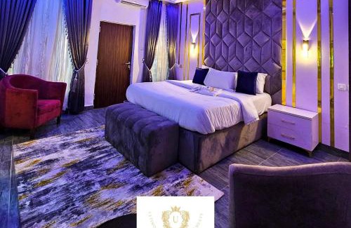 Benin City Apartment | 2 Bed Apartment 1 - Stylish Benin City Retreat