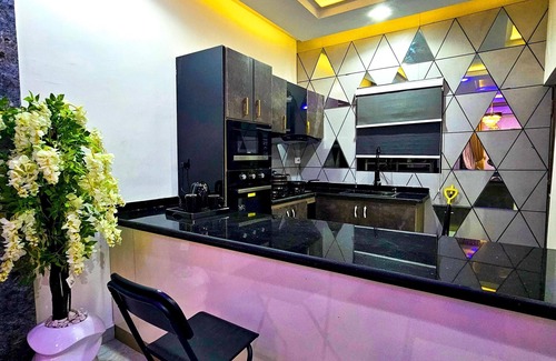 Benin City House | 2 Bed Apartment 8 - Modern Benin City Residence