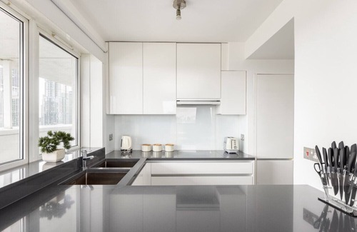 Isle of Dogs Apartment | 2 Bed Apartment in Canary Wharf