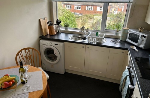 Coleshill Apartment | 2-Bed Apartment in Coleshill