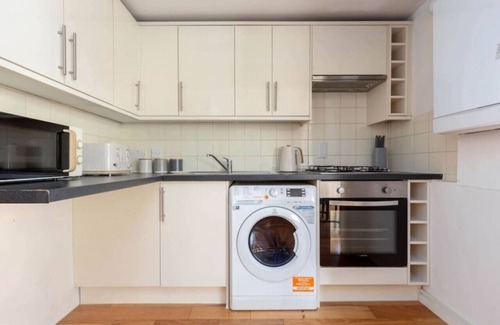 Addison Apartment | 2 Bed Apartment in Hammersmith