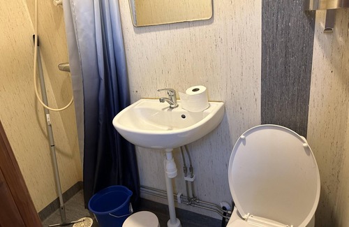 Rosersberg Apartment | 2- bed Apartment in Rosersberg