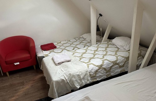 Rosersberg Apartment | 2- bed Apartment in Rosersberg