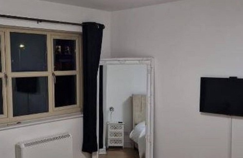 Sefton Park Apartment | 2 Bed Apartment Opposite Sefton Park
