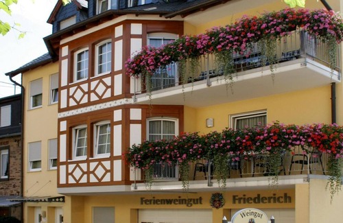 Briedern Apartment | 2-bed apartment Spätburgunder - Ferienwohnungen Oswald Friederich