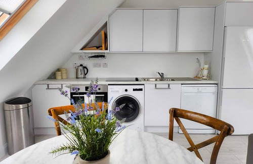 Kinsale Apartment | 2 Bed Apartment with access via steps