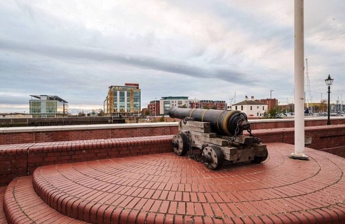 Hull Apartment | 2 Bed | Central Hull | FREE Parking