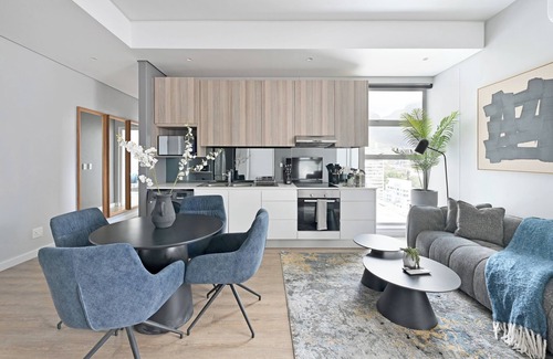 Bo'Kaap Apartment | 2-Bed City Escape with Mountain Views