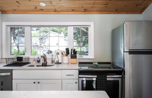 West Wareham Cottage | 2 bed Cottage on Great Herring Pond
