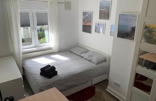 Lusk House | 2 bed Cozy Home Lusk - 15min from Dublin airport!
