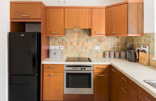Whitnash Apartment | 2 Bed Flat in Leamington Spa | Pass the Keys