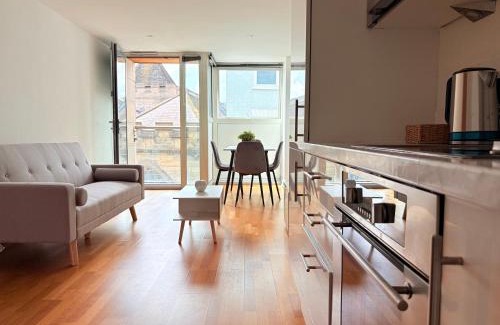 York Apartment | 2-Bed Flat in York City Centre - Walk to Everything