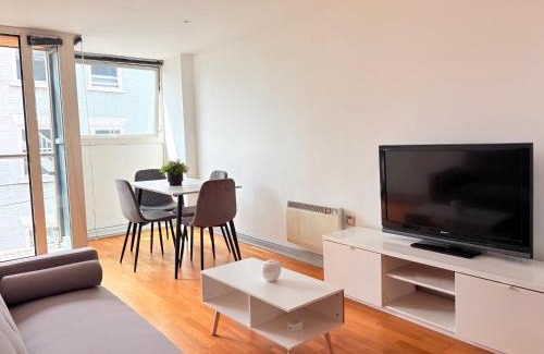 York Apartment | 2-Bed Flat in York City Centre - Walk to Everything