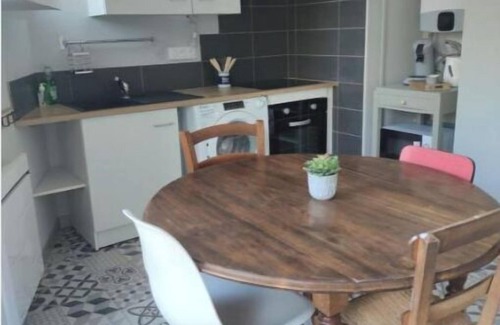 Saint-Georges-de-Luzencon Apartment | 2 Bedroom Apartment in Saint-Georges-de-LuzenÃ§on