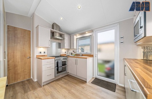 Southerness House | 2 Bed Holiday Home with Starlink Internet