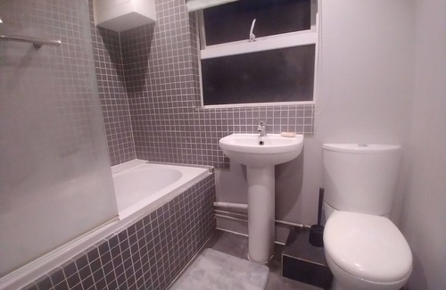 Stowmarket House | 2 Bed House- 5 min walk to Stowmarket train station.