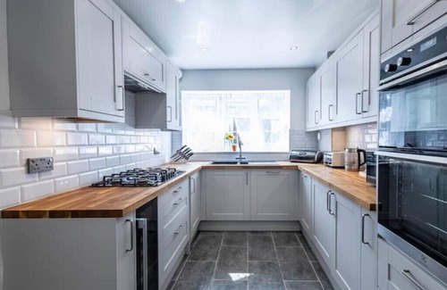Livesey House | 2 Bed Hse in London near the British Museum