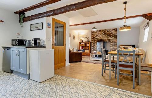 Pennant House | 2 Bed in Aberaeron 96072