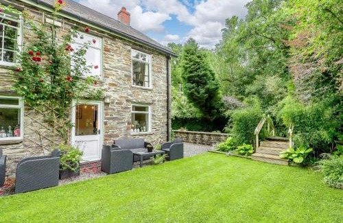 Dre-fach Felindre House | 2 Bed in Aberporth 85444