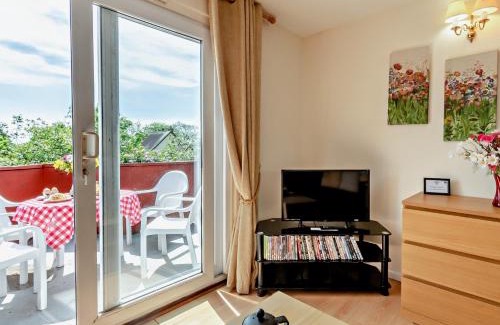 Llanteg House | 2 Bed in Amroth 94789