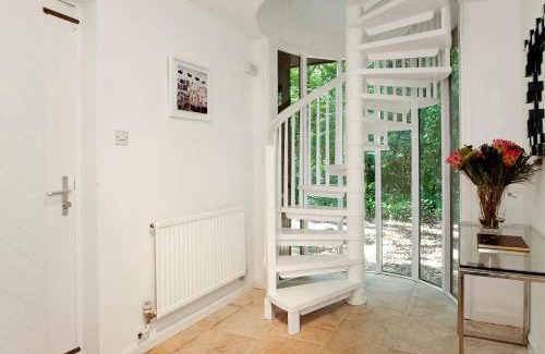 New Forest District House | 2 Bed in Beaulieu NFL71