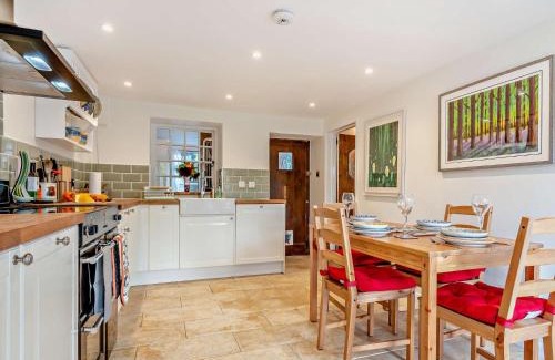 Swindon House | 2 Bed in Bishopstone 93489