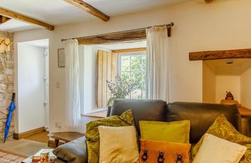 Brampton House | 2 Bed in Brampton 73578
