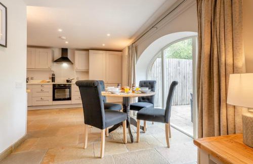 Bedale House | 2 Bed in Crakehall oc-m30355