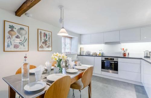 Dulverton House | 2 Bed in Dulverton 47152