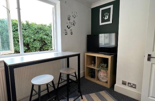 Herne Hill Apartment | 2 Bed in Heart of Brixton