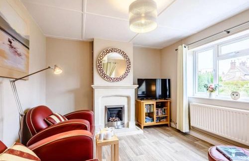 Holt House | 2 Bed in Holt 73518