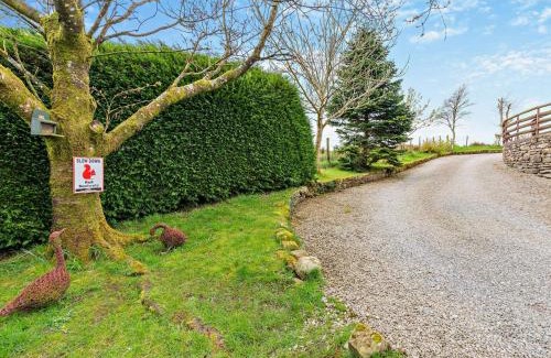 Kirkby Stephen House | 2 Bed in Kirby Stephen SZ478