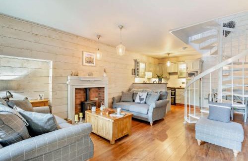 Kirkby Lonsdale House | 2 Bed in Kirkby Lonsdale 95452