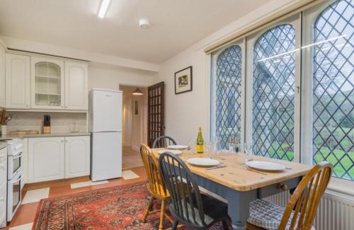 Lorton House | 2 Bed in Lorton SZ492