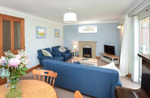 East Dereham House | 2 Bed in Mattishall 57133
