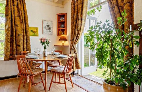 Grampound Apartment | 2 Bed in Mevagissey LANYO