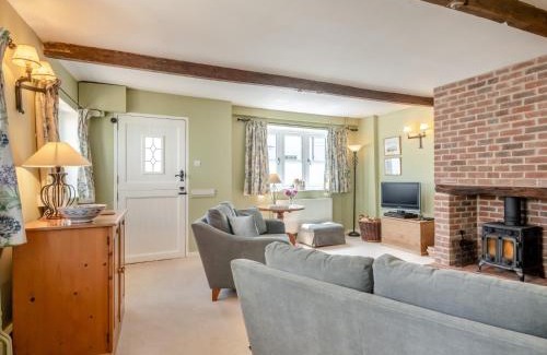 Cawston House | 2 Bed in Reepham 37016