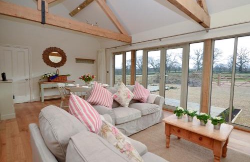 Sherborne House | 2 Bed in Sherborne 41897