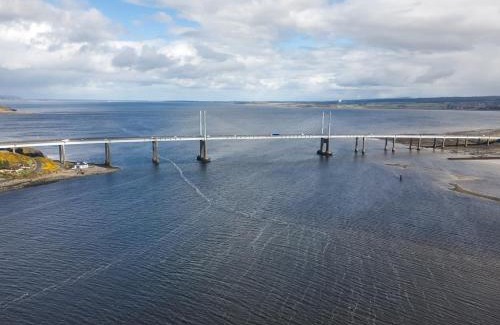Inverness House | 2 Bed in South Kessock CA324