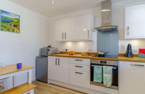 St Davids House | 2 Bed in St Davids 82312