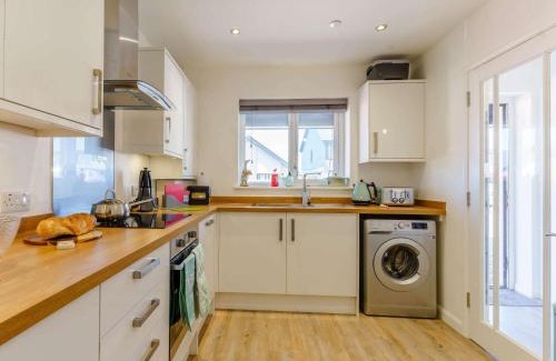 St Davids House | 2 Bed in St Davids 82312