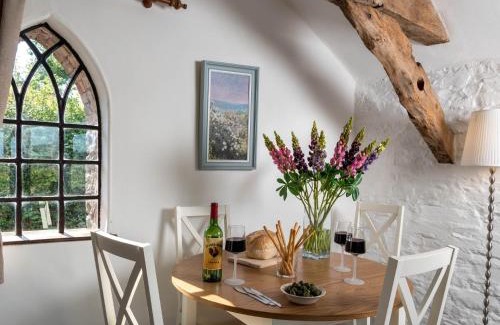 Talybont-on-Usk House | 2 Bed in Talybont-on-Usk BN102