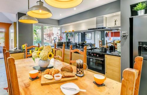 Thornton House | 2 Bed in Thornton 75164