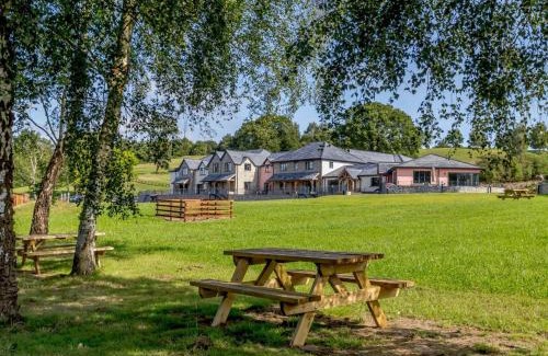 Kemeys Commander Apartment | 2 Bed in Usk 87949