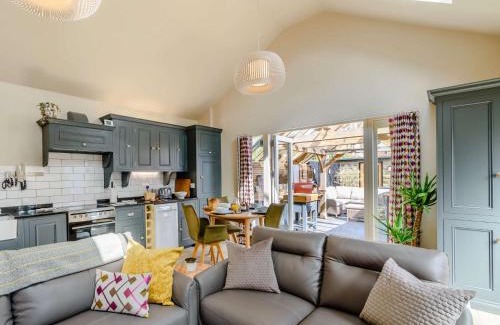 Welburn House | 2 Bed in Welburn 81551