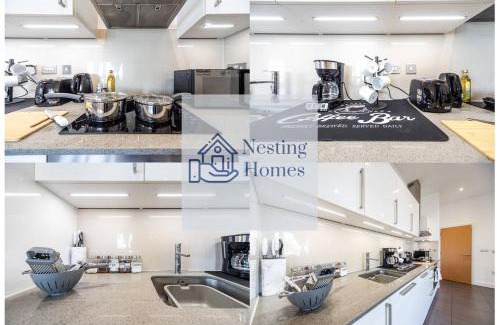 Woolwich Riverside Apartment | 2 Bed Oasis London Flat-O2-Excel-Canary Wharf- Shops- Trains -Free Parking,Wifi 500mb & Flex Check In