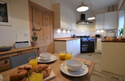 Ilminster House | 2 bed property in Ilminster Somerset 56523