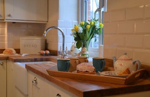 Ilminster House | 2 bed property in Ilminster Somerset 56523