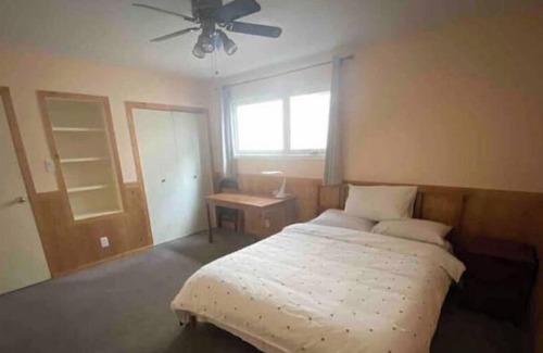 South Lethbridge House | 2-bed Room house Great Deal for longer stay